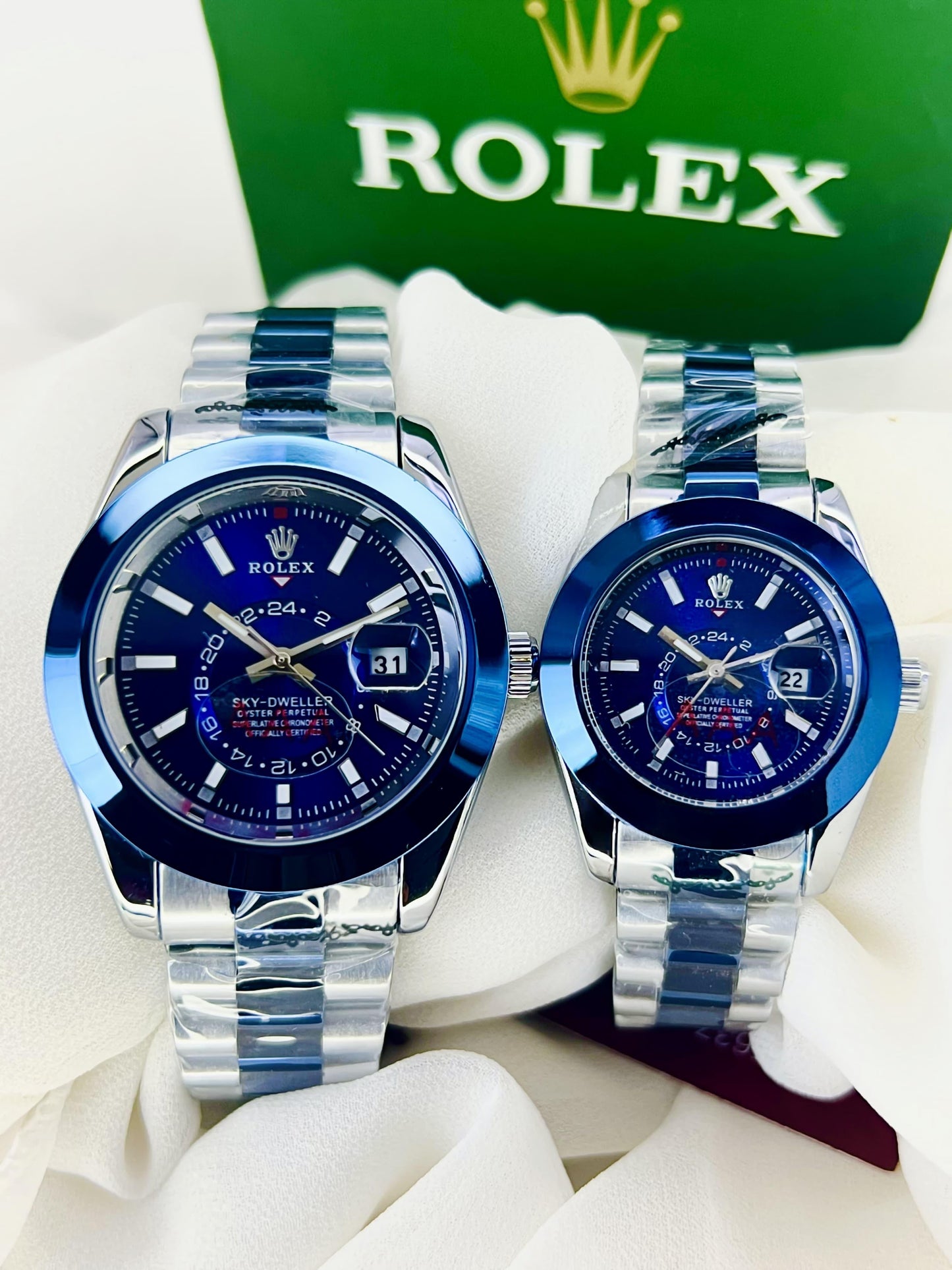 Couples watch C01