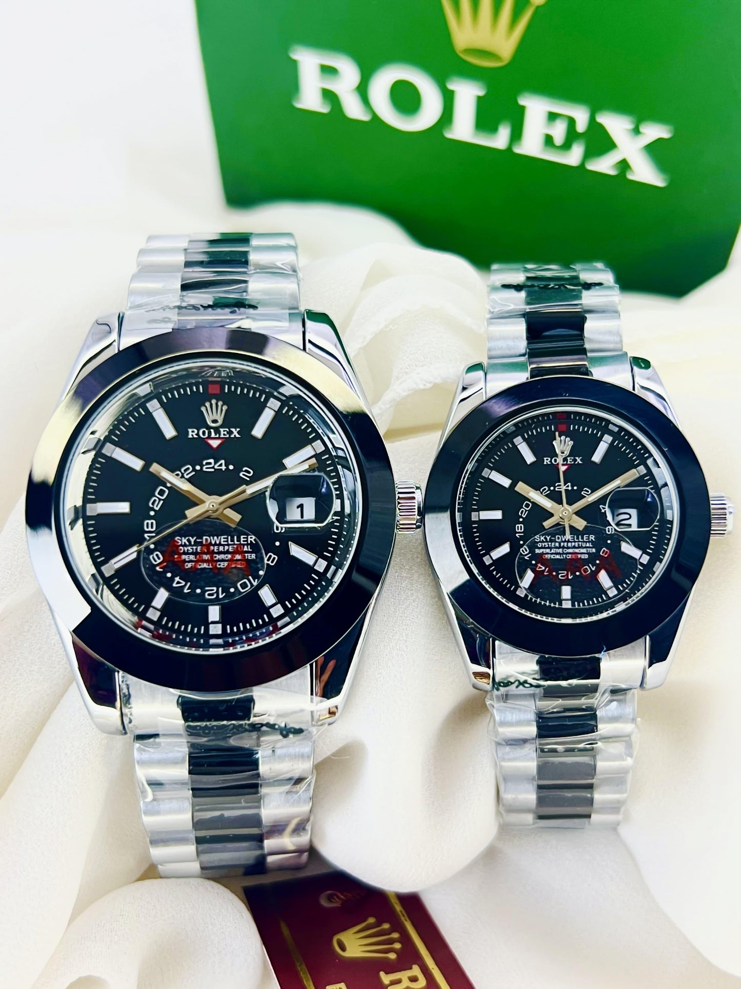 Couples watch C01